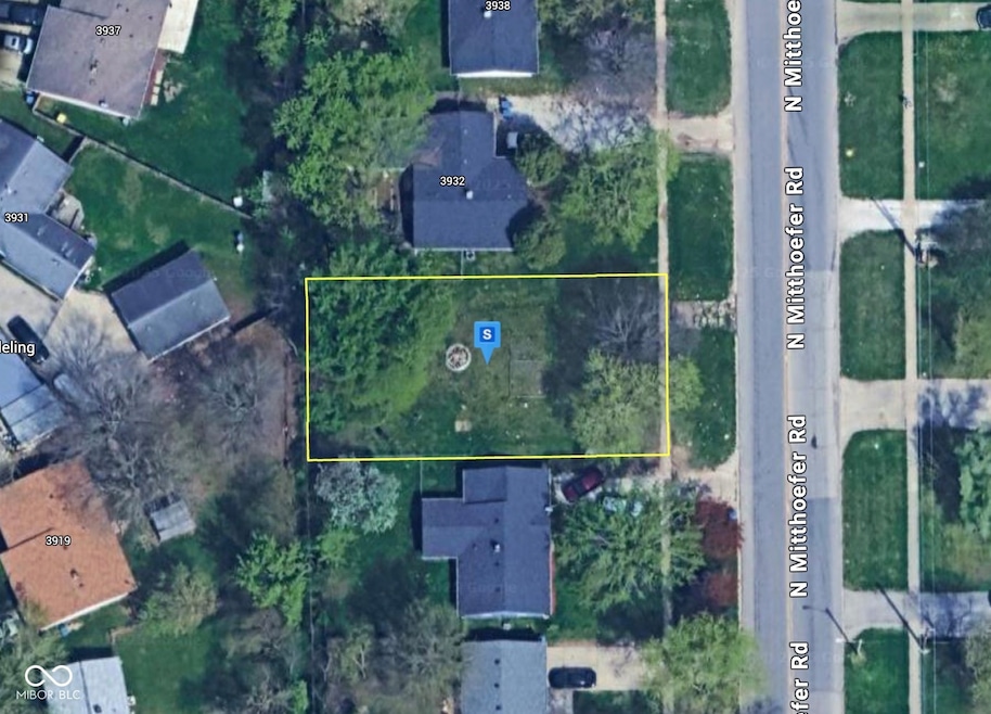 3930 N Mitthoefer Rd, Oaklandon, IN 46235 - photo 1