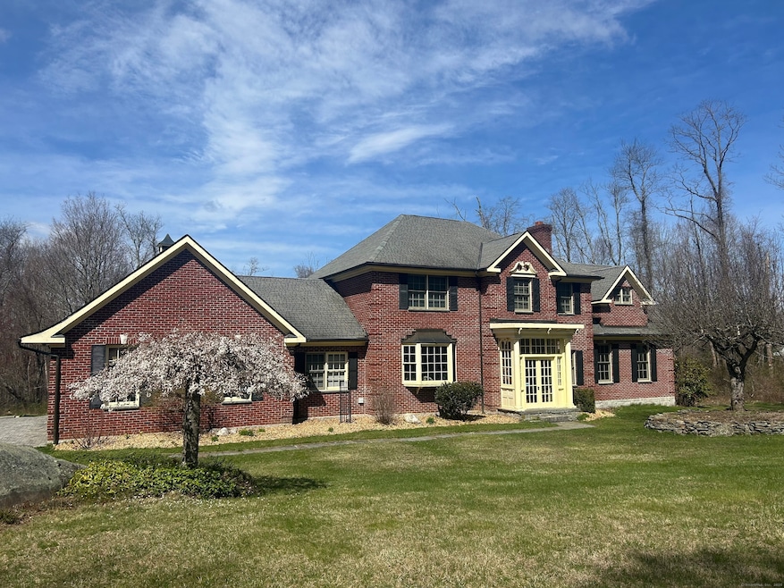 403 Munger Ln, Bethlehem, CT 06751 - photo 1