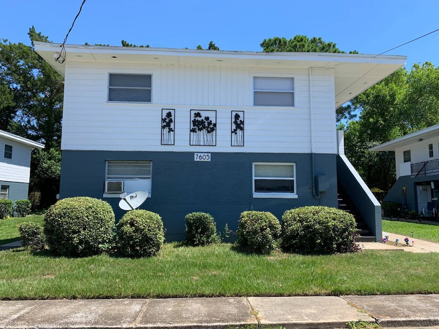 7611 Arble Dr, Jacksonville, FL 32211 - photo 1