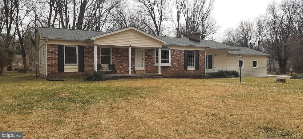 27 Hummingbird Dr, Shepherdstown, WV 25443 - photo 1