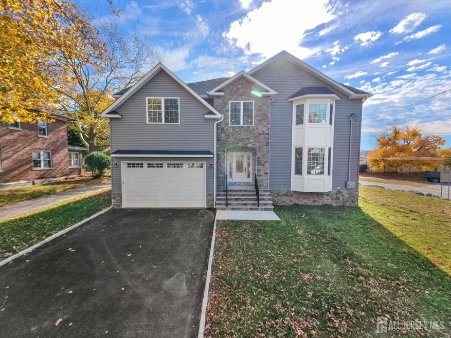 210 Corliss Ave, Phillipsburg, NJ 08865 - photo 1