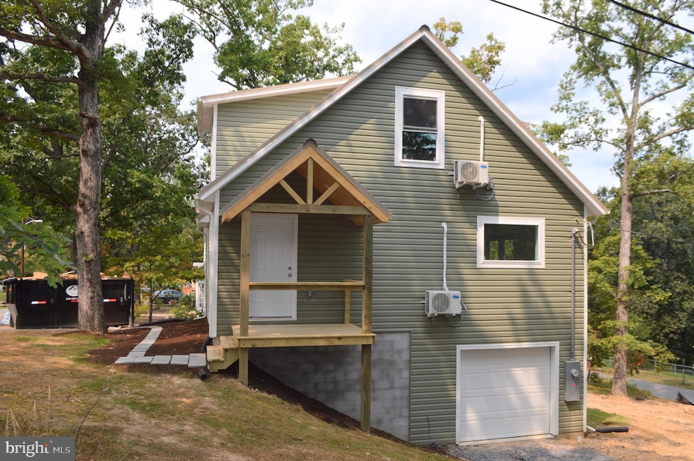 15 Hilltop St, Berkeley Springs, WV 25411 - photo 1