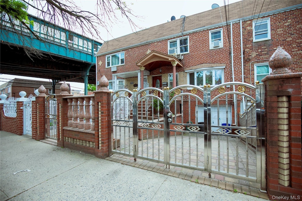 10124 78th St, Ozone Park, NY 11416 - photo 1