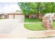 617 Gyrfalcon Dr, Norman, OK 73072 - photo 1