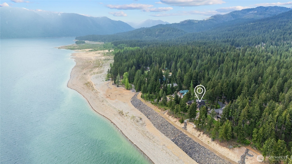 Sold $2,370,000 • Co-Listing Agent