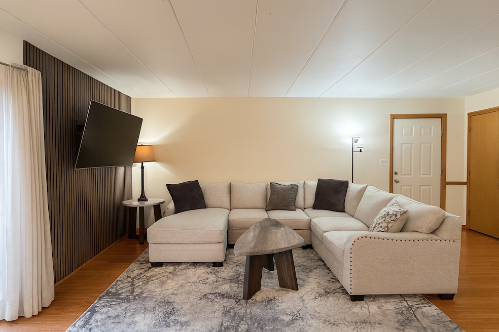 9250 Beloit Ave unit 104, Bridgeview, IL 60455 - photo 1