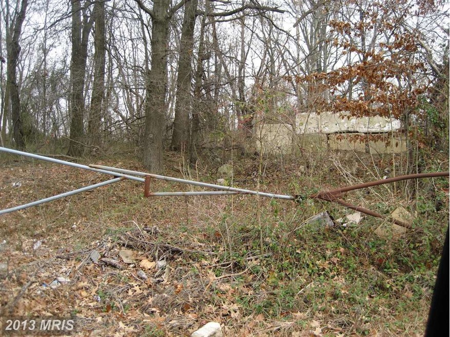 1250 Rollins Ave, Capitol Heights, MD 20743 - photo 1