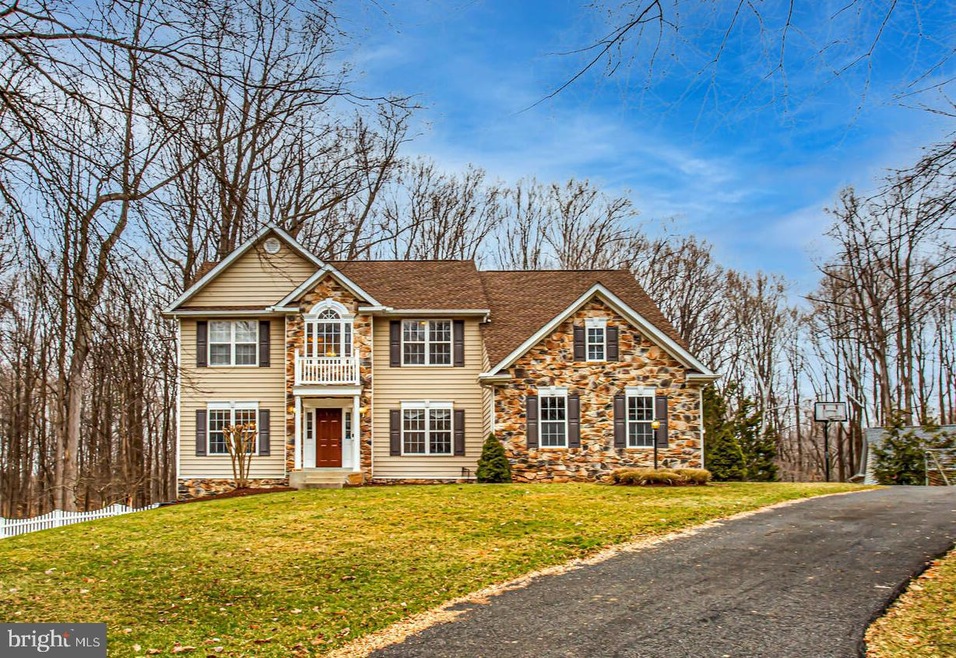 4815 Hawksbury Ct, La Plata, MD 20646 - photo 1