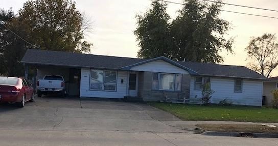 1007 W Saint Anthony Ave, Effingham, IL 62401 - photo 1