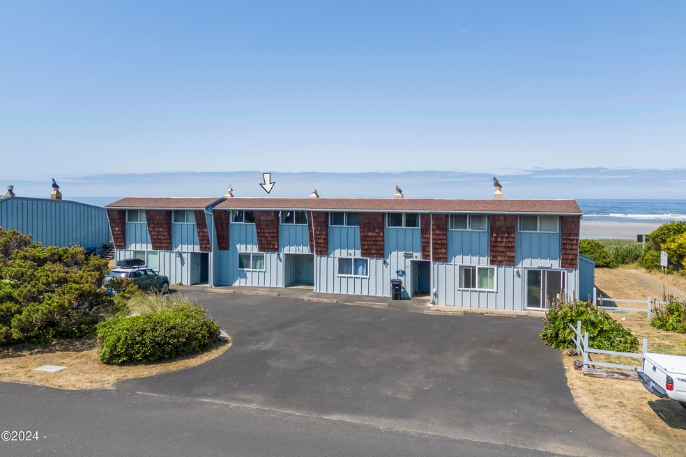 3304 NW OCEANIA DR (10)