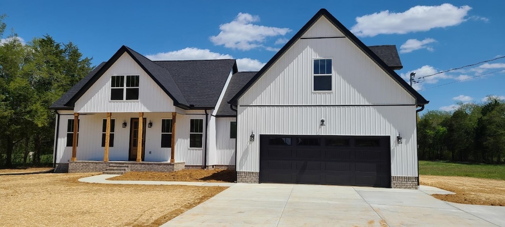 2705 Warner Rd, Lewisburg, TN 37091 - photo 1