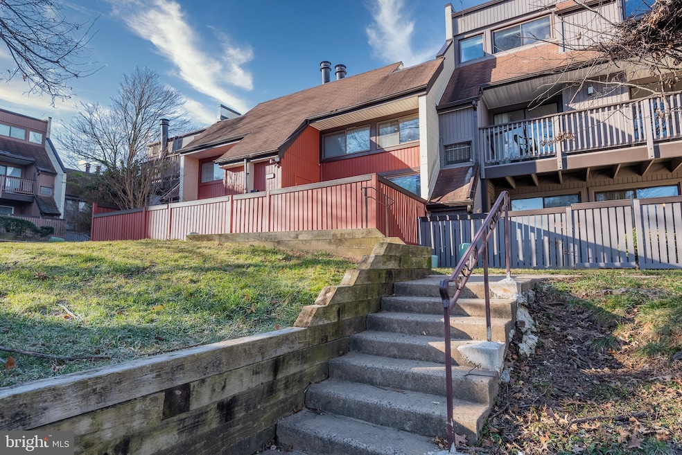 3855 El Camino Place unit 6, Alexandria, VA 22309 - photo 1