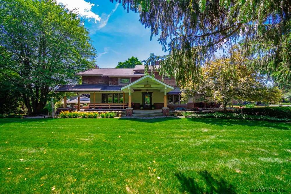 7 Turner Ln, Albany, NY 12211 - photo 1