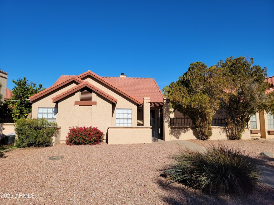 1806 E Citation Ln, Tempe, AZ 85284 - photo 1