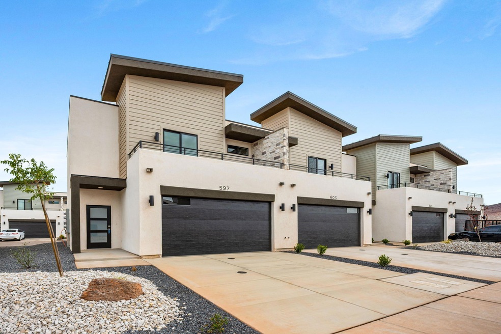 589 Elmbrook Dr unit 22, Washington, UT 84780 - photo 1