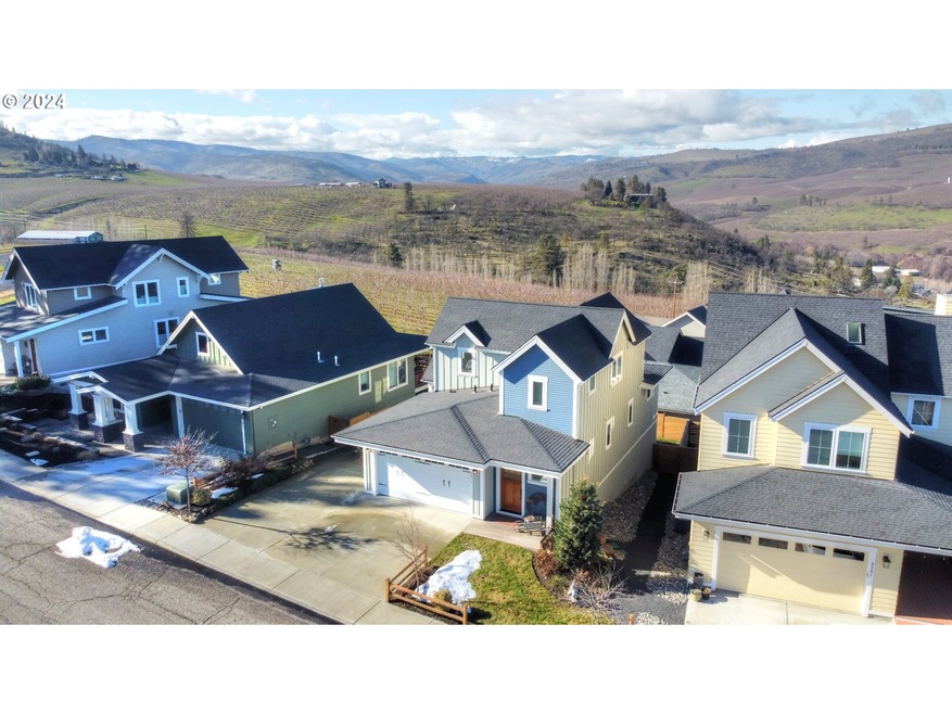 2211 Radio Way, the Dalles, OR 97058 - photo 1