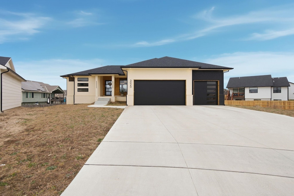 3020 E Burlington Cir, Park City, KS 67219 - photo 1