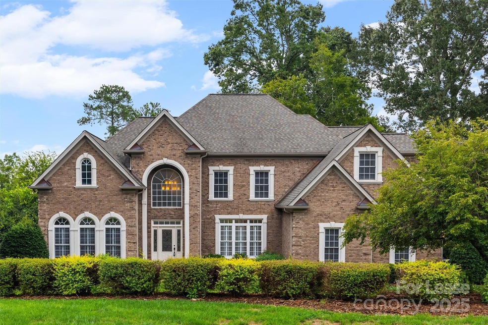 334 Stone Cliff Ln, Clover, SC 29710 - photo 1