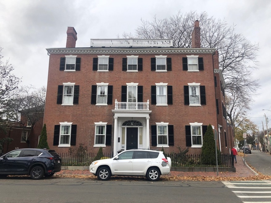 31 N Washington Square unit 3, Salem, MA 01970 - photo 1