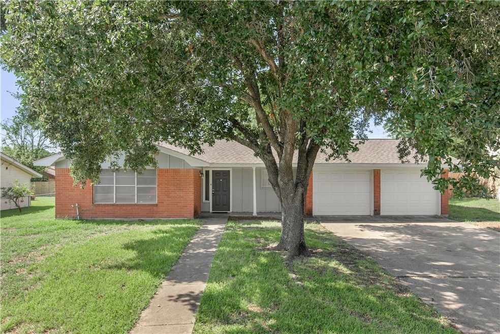 309 Borderbrook Dr, Bryan, TX 77801 - photo 1
