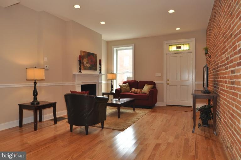 110 S Ann St, Baltimore, MD 21231 - photo 1