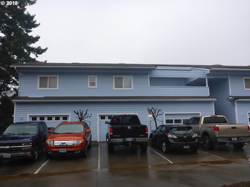 1425 Seacrest Ln, Brookings, OR 97415 - photo 1