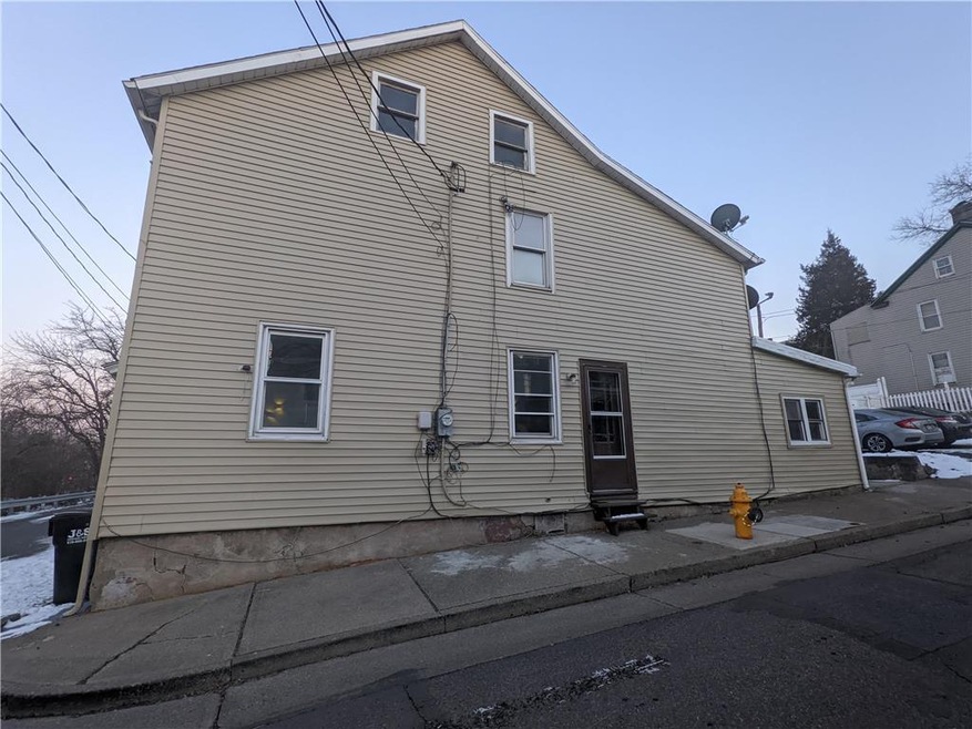 1140 Railroad St, Bethlehem, PA 18015 - photo 1