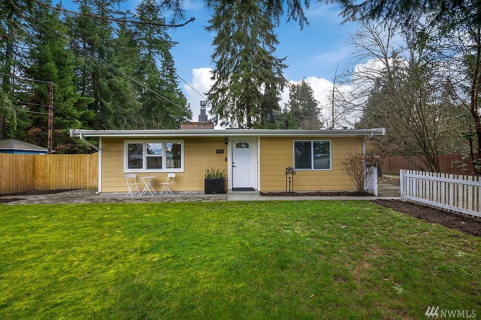 7818 201st St SW, Edmonds, WA 98026 - photo 1