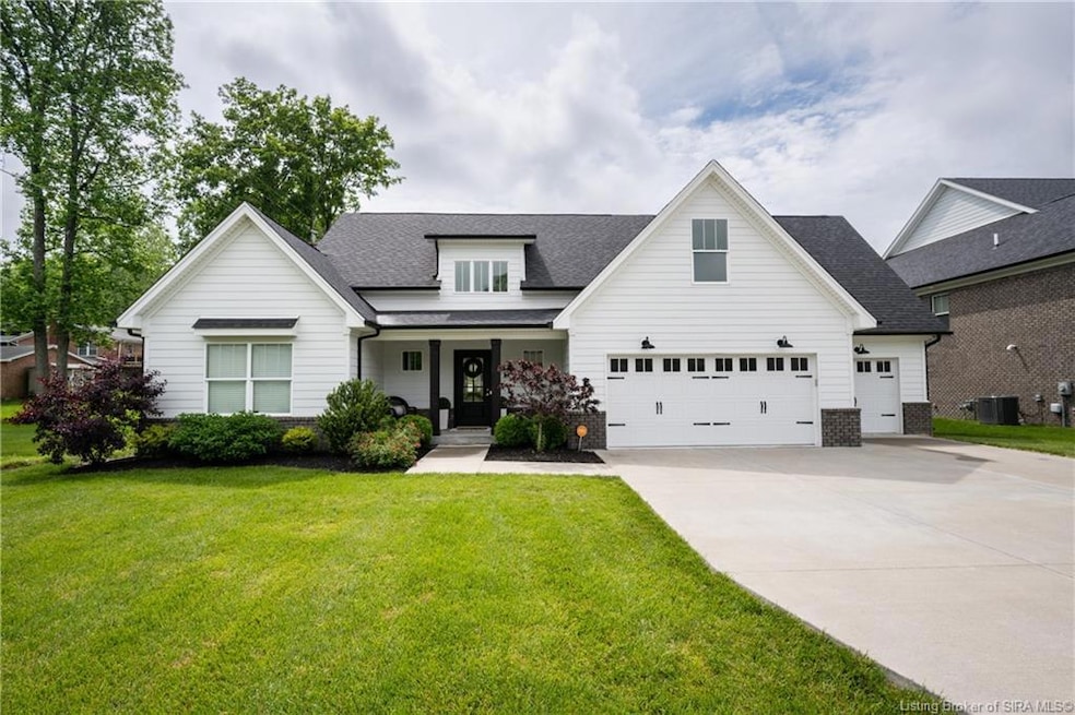 8470 Aberdeen Ln, Charlestown, IN 47111 - photo 1