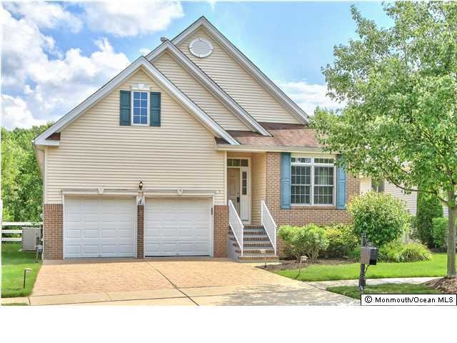 7 Londonberry Dr, Holmdel, NJ 07733 - photo 1