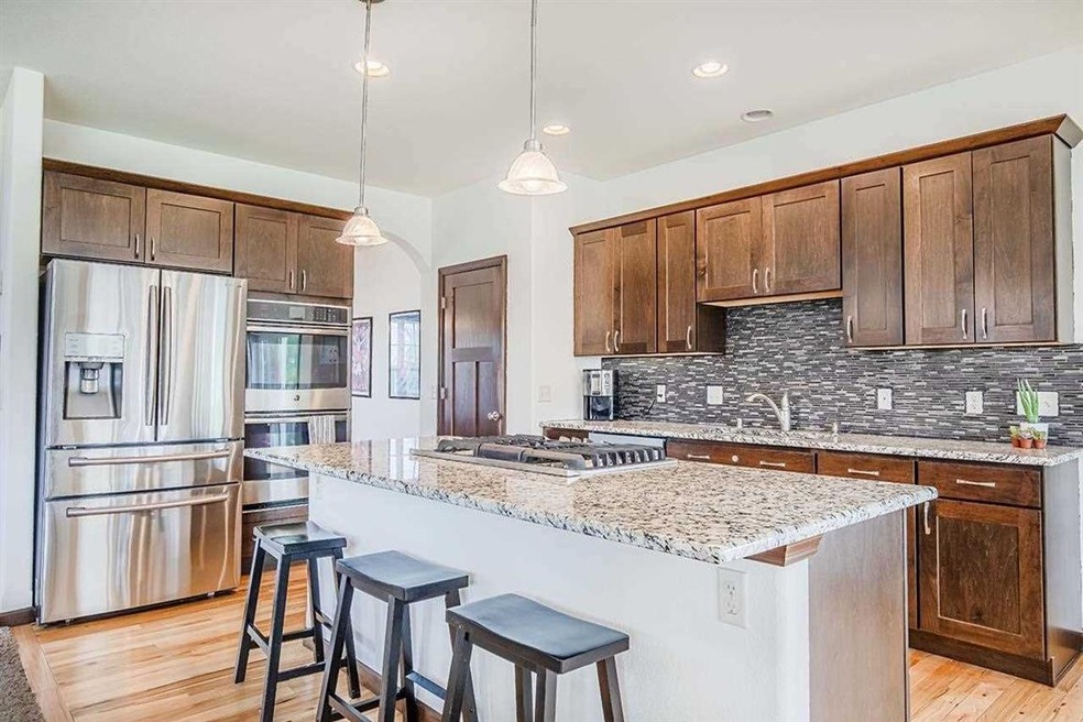 890 Ashworth Dr, Oregon, WI 53575 - photo 1