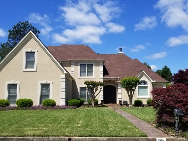 This immaculate home is located in a pocket neighb