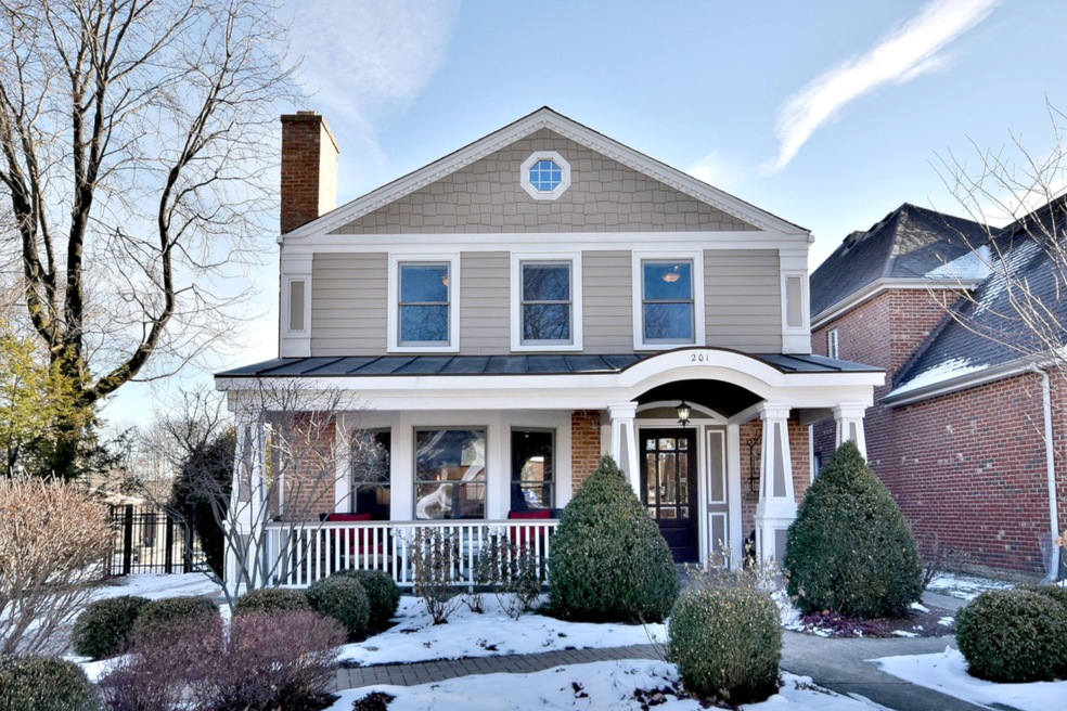 201 S Kenilworth Ave, Elmhurst, IL 60126 - photo 1