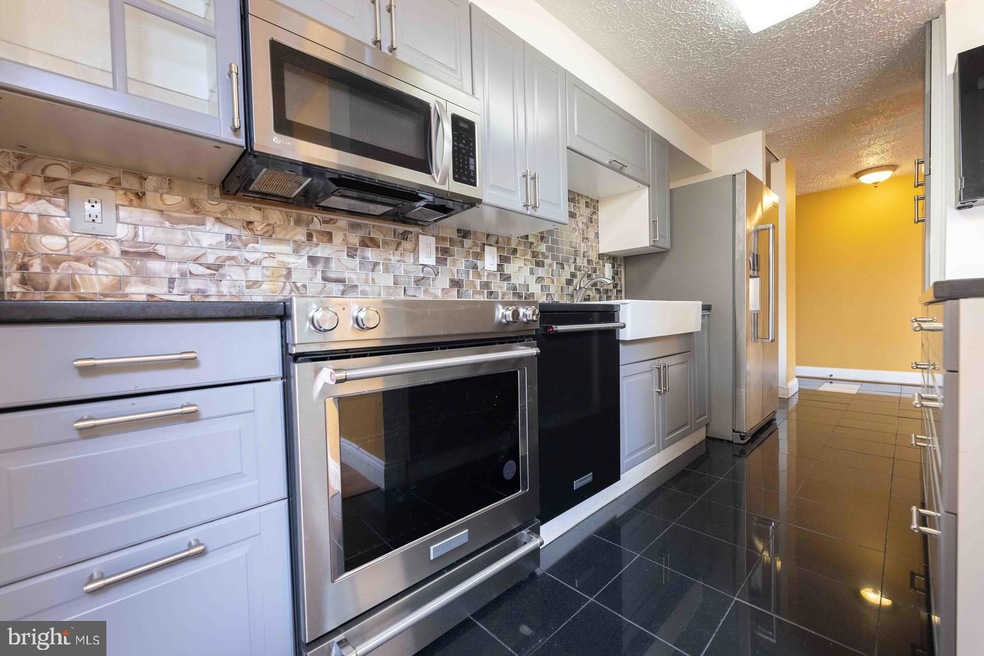 19513 Gunners Branch Rd unit L, Germantown, MD 20876 - photo 1