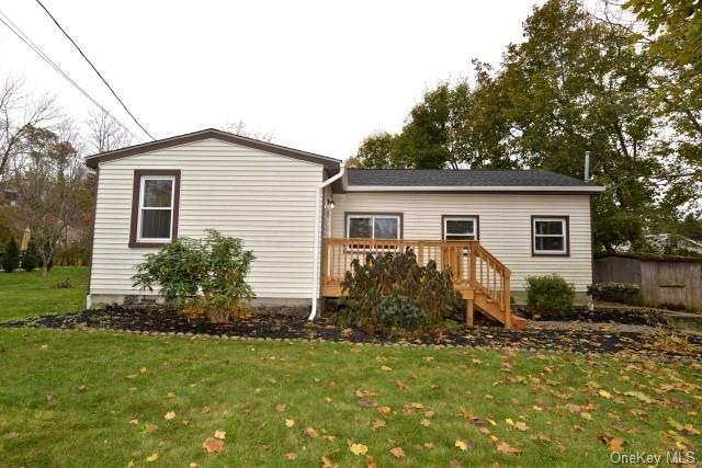 97 Clubhouse Dr, Carmel, NY 10512 - photo 1