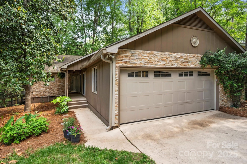 7 Turtle Ln, Clover, SC 29710 - photo 1