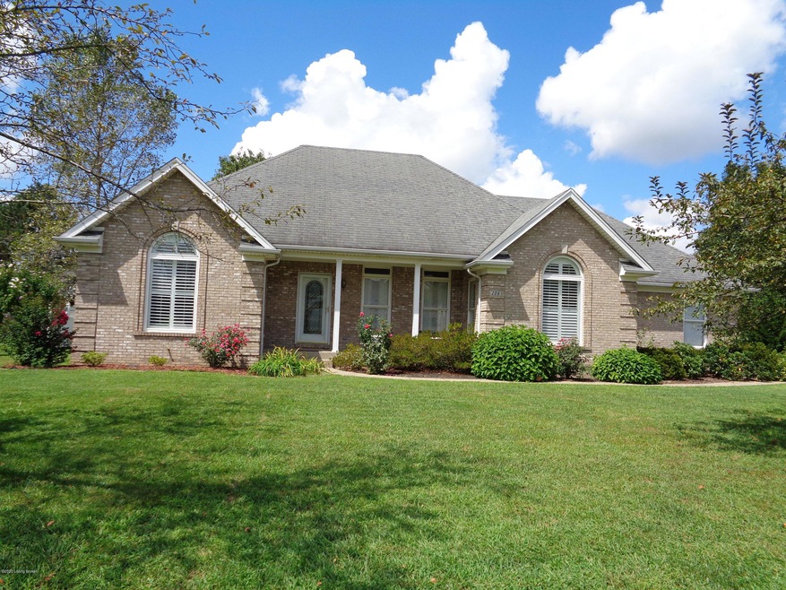 208 Blackberry Cir, Mount Washington, KY 40047 - photo 1