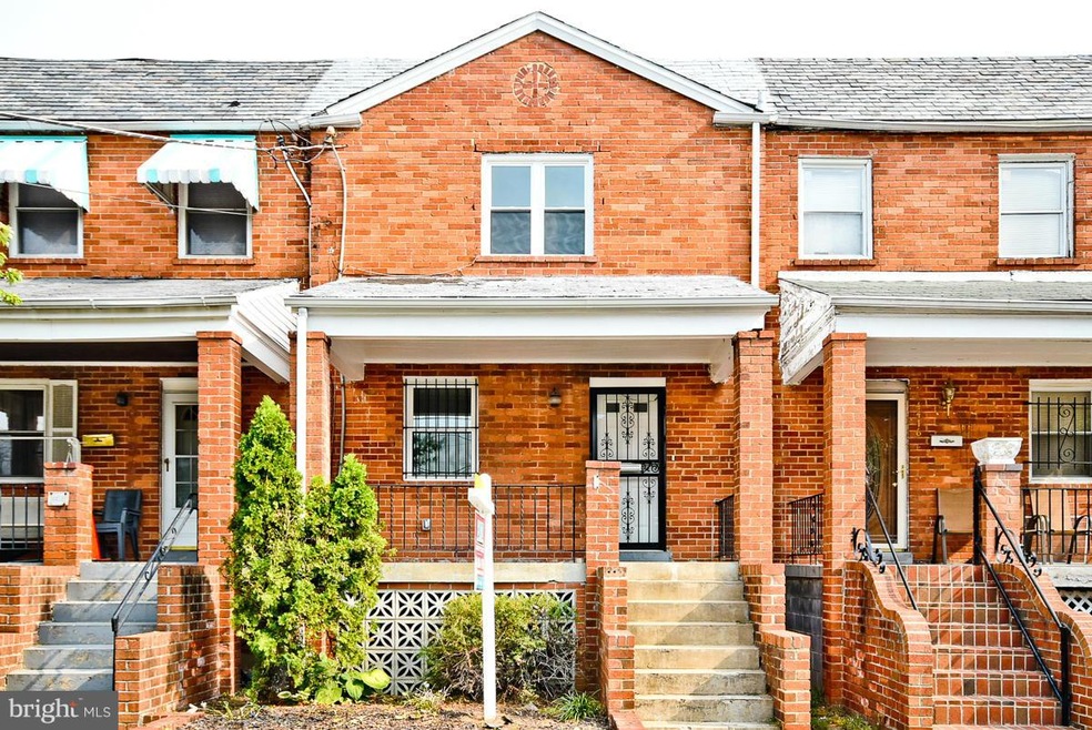 4414 Dix St NE, Washington, DC 20019 - photo 1