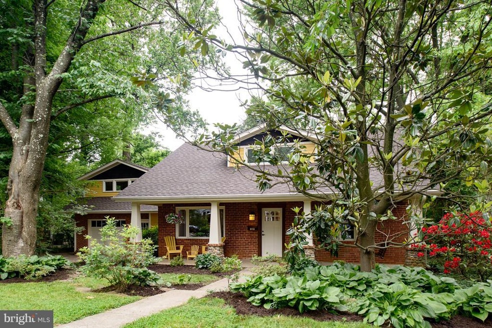 303 Riley St, Falls Church, VA 22046 - photo 1