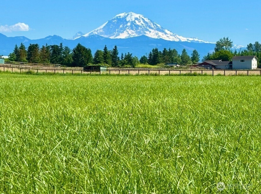 Pending $947,000 • Co-Listing Agent