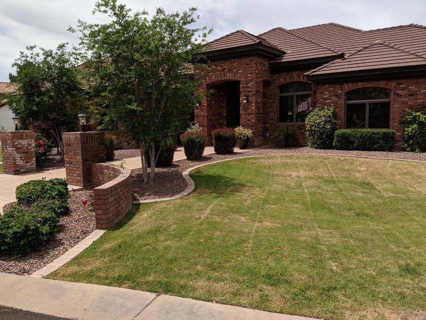 8602 S Willow Dr, Tempe, AZ 85284 - photo 1