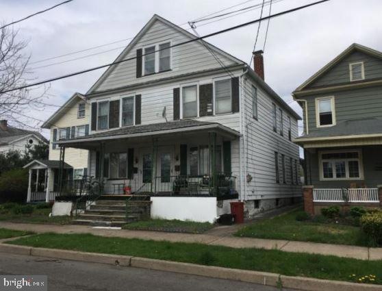398 N Maple Ave, Kingston, PA 18704 - photo 1