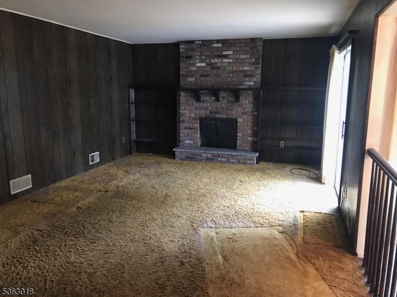 13 Green Hickory Hill, Scotch Plains, NJ 07076 - photo 1