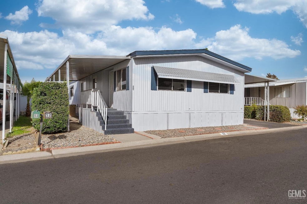 4401 Hughes Ln unit 52, Bakersfield, CA 93304 - photo 1