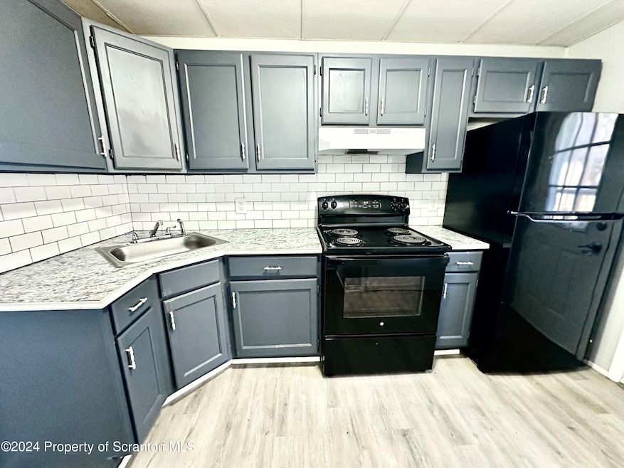 1824 Luzerne St unit fl 1, Scranton, PA 18504 - photo 1