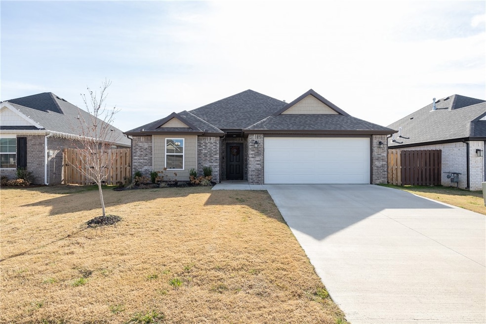 For Sale $329,900 • Co-Listing Agent