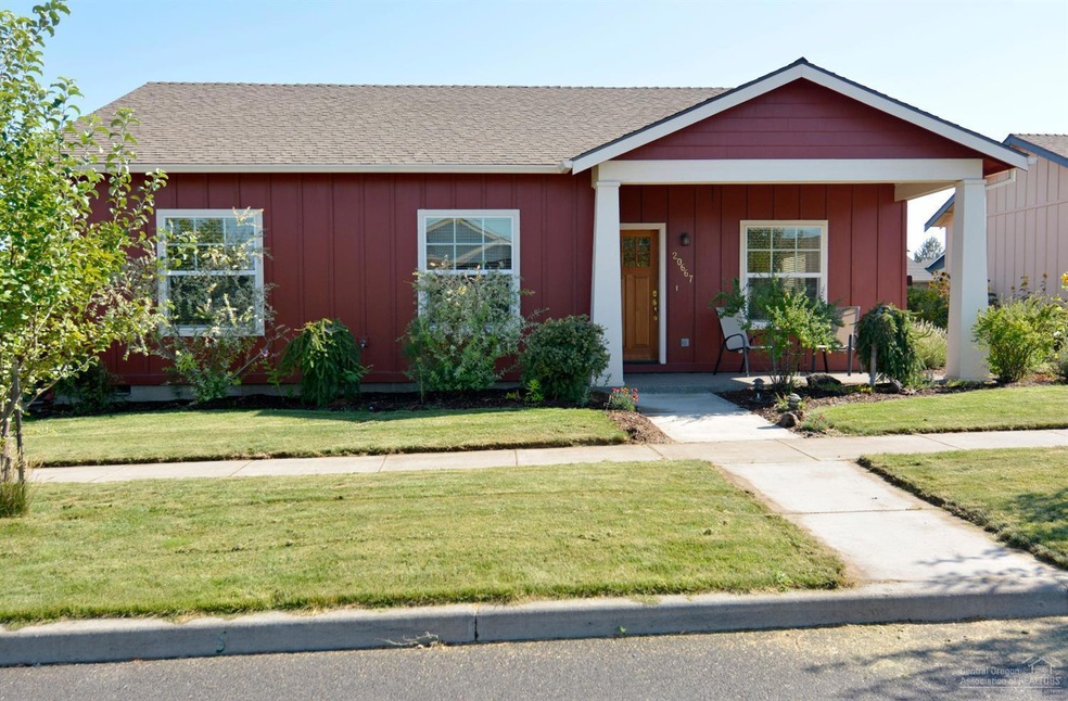 20667 Songbird Ln, Bend, OR 97702 - photo 1