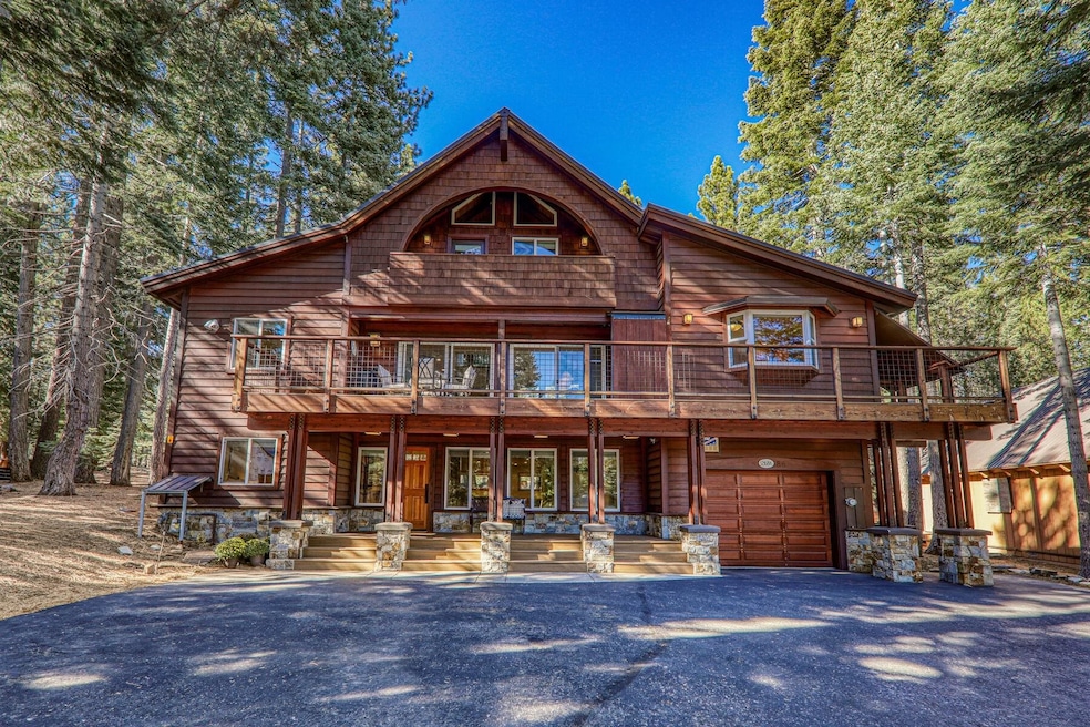 Pending $1,995,000 • Co-Listing Agent