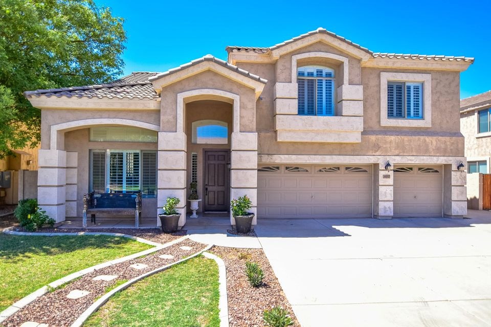 4057 E Laurel Ave, Gilbert, AZ 85234 - photo 1