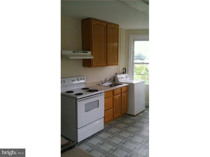 6 Oak Ave, Lansdowne, PA 19050 - photo 1